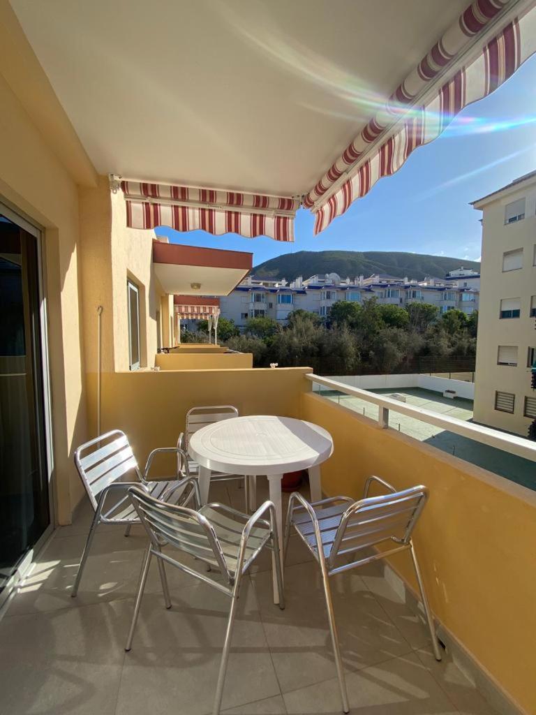 Los Ángeles. Los Cristianos. Free Wifi Exterior foto